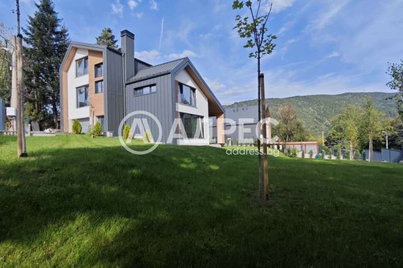 For Sale  House Sofia , Pancharevo , 300 sq.m | 33525306