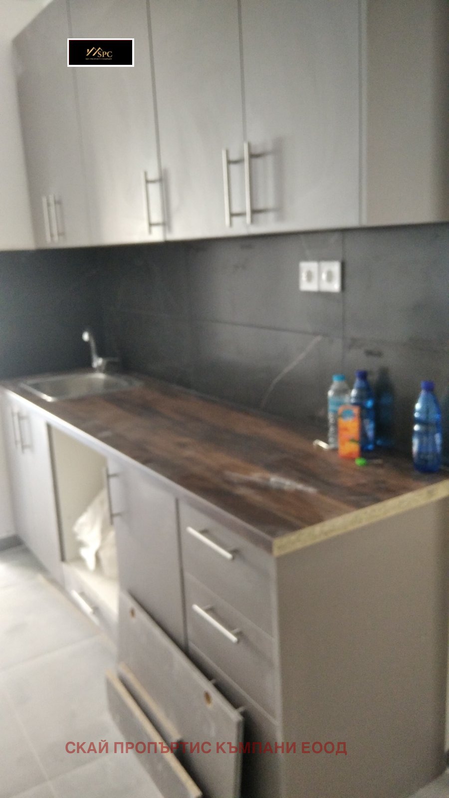 Продава 4-СТАЕН, Извън страната, област Извън страната, снимка 2 - Апартаменти - 54031469