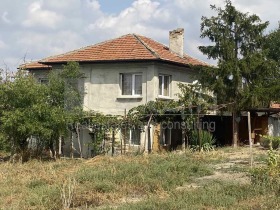 Продажба на имоти в с. Петров дол, област Варна - изображение 4 