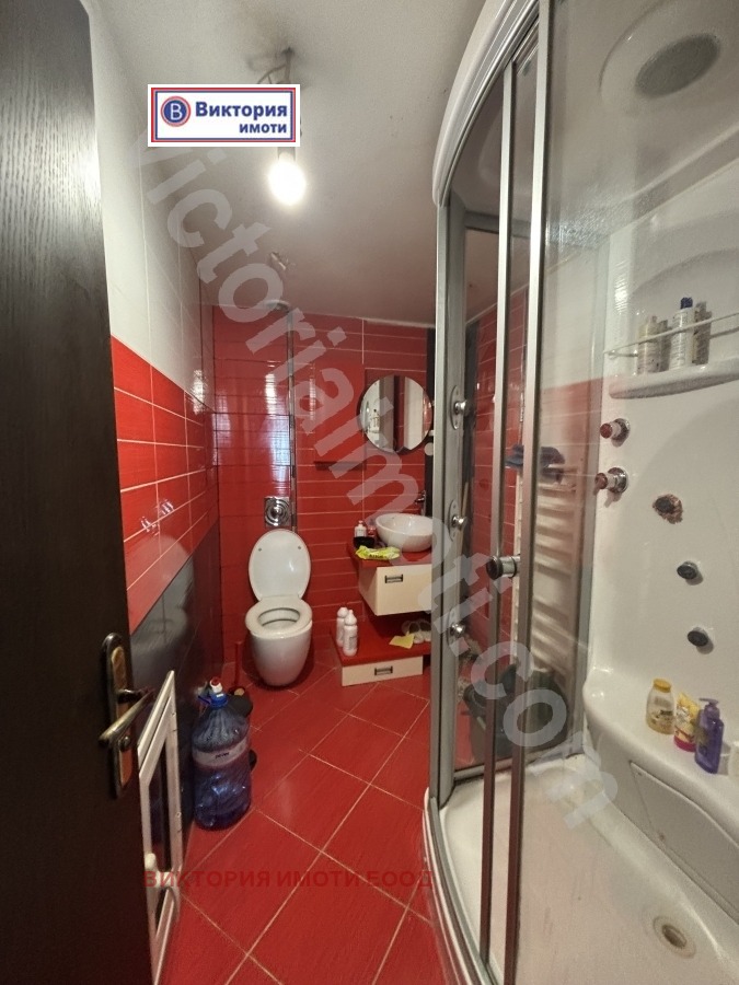 Продава 3-СТАЕН, гр. Велико Търново, Център, снимка 3 - Апартаменти - 52005529