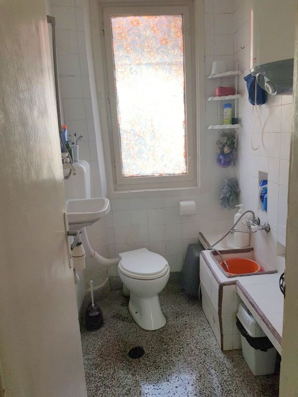 Продава МНОГОСТАЕН, гр. Айтос, област Бургас, снимка 9 - Апартаменти - 52613372