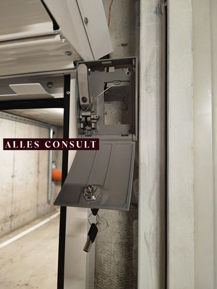 Продава ГАРАЖ, ПАРКОМЯСТО, гр. София, Малинова долина, снимка 3 - Гаражи и паркоместа - 53787158