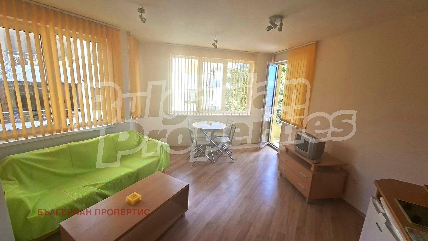 Продава 3-СТАЕН, гр. Бяла, област Варна, снимка 3 - Апартаменти - 53617589