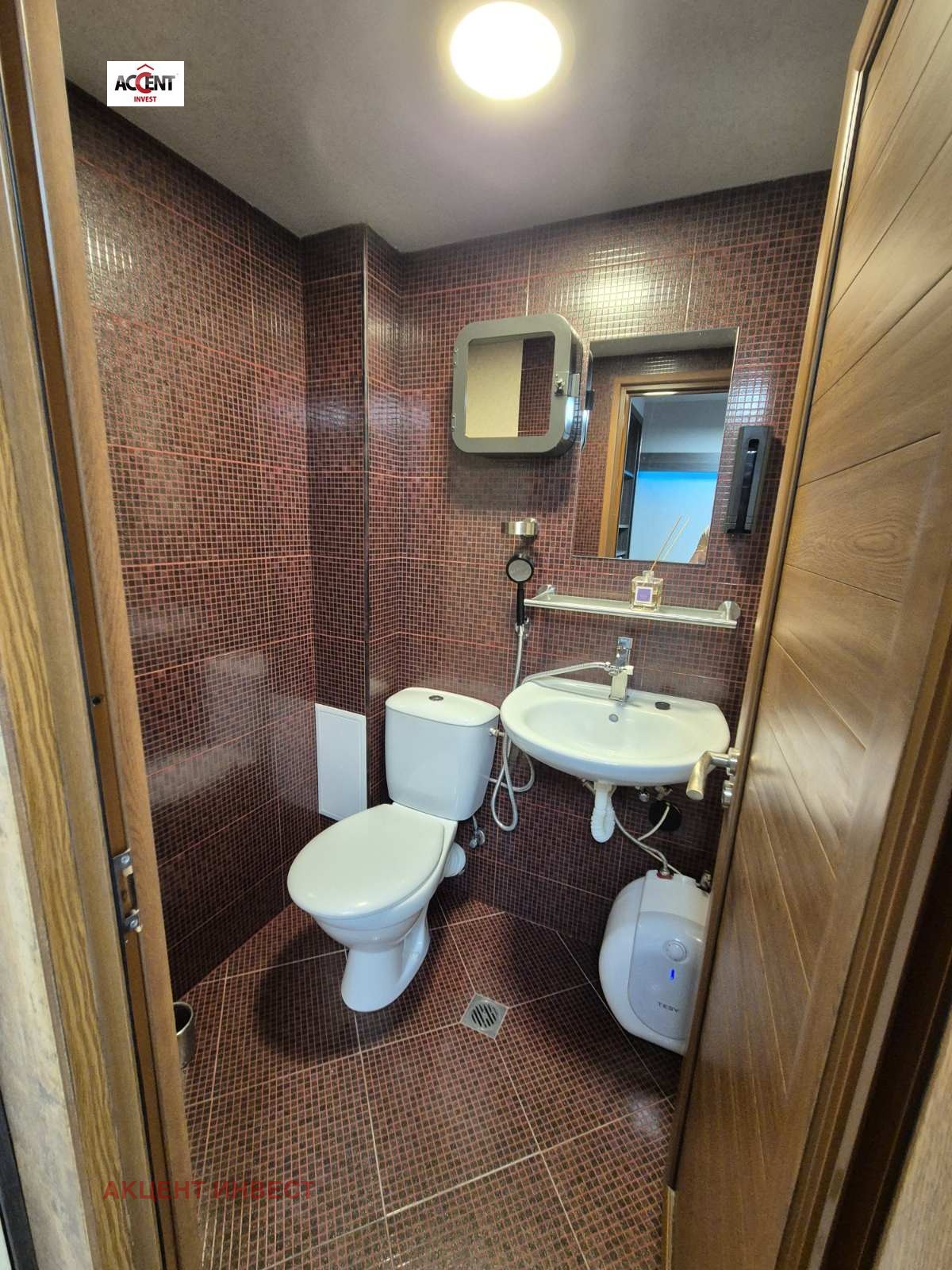 Продава ГАРАЖ, ПАРКОМЯСТО, гр. Варна, Левски 1, снимка 6 - Гаражи и паркоместа - 55238886