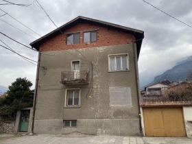 House Sapareva banya, region Kyustendil 2