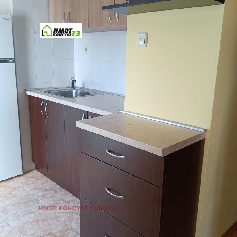 Продава 3-СТАЕН, гр. Плевен, Широк център, снимка 2 - Aпартаменти - 48050841