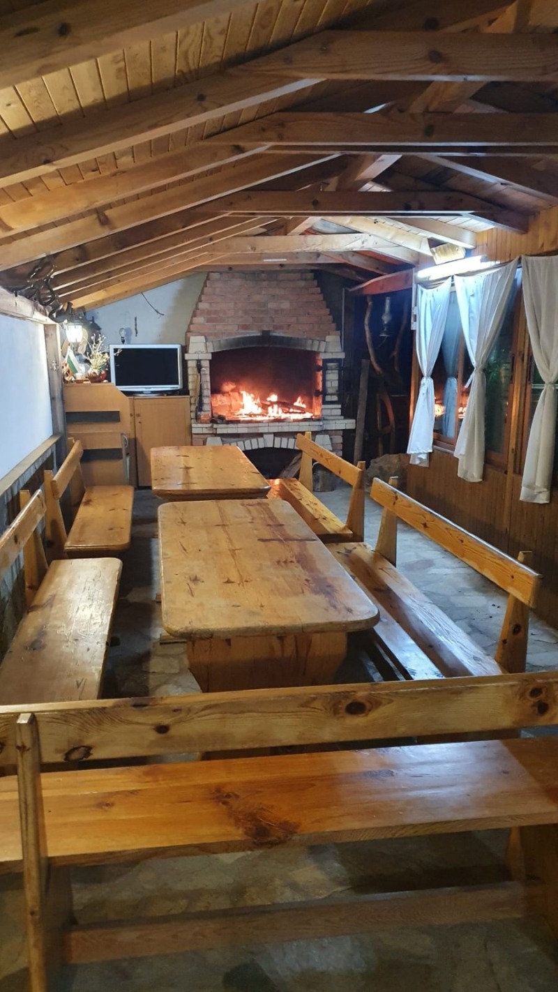 Продава ХОТЕЛ, с. Сатовча, област Благоевград, снимка 16 - Хотели - 52554987