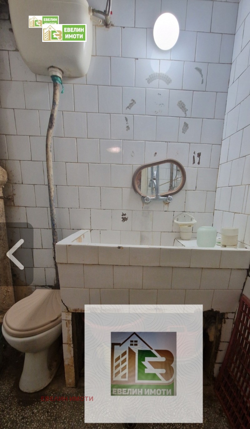 Продава 2-СТАЕН, гр. Русе, Възраждане, снимка 3 - Апартаменти - 53431300