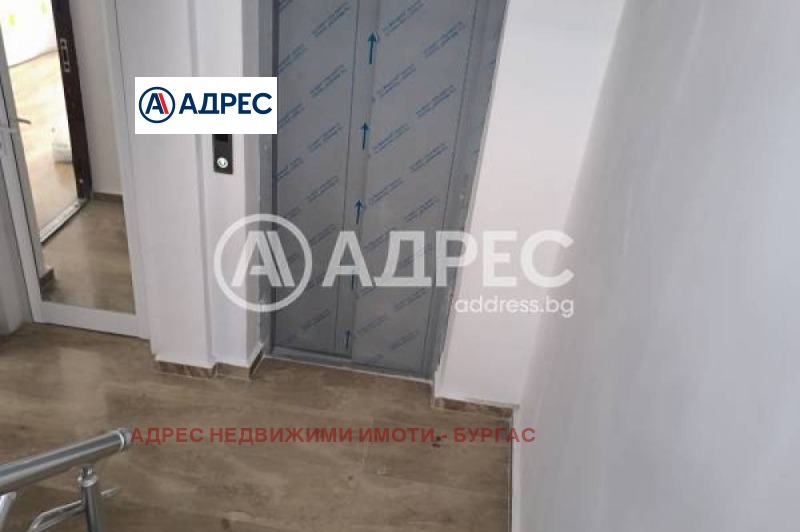 Продава 3-СТАЕН, гр. Бургас, Център, снимка 2 - Aпартаменти - 45098142