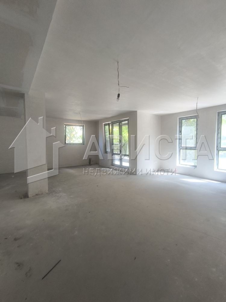 Продава МНОГОСТАЕН, гр. София, Лагера, снимка 2 - Апартаменти - 55136484