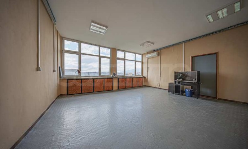 De vânzare  Birou Sofia , Moderno predgradie , 868 mp | 84527075 - imagine [12]