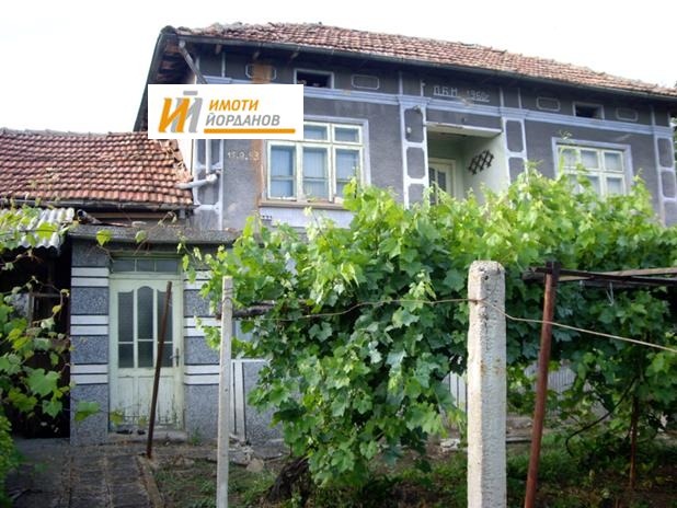 Продава  Къща област Велико Търново , с. Горна Липница , 120 кв.м | 73487133