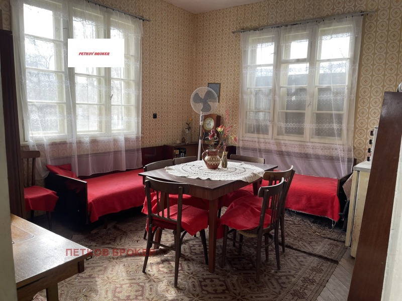 Продава КЪЩА, с. Мокреш, област Монтана, снимка 5 - Къщи - 53351034