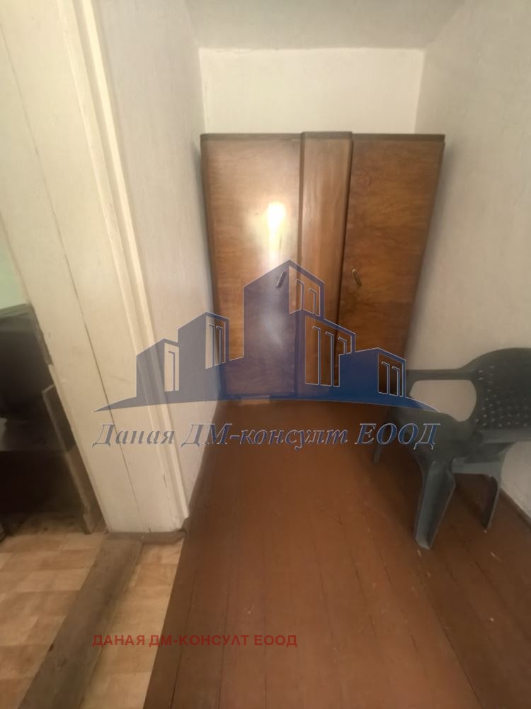 Продава КЪЩА, с. Мадара, област Шумен, снимка 8 - Къщи - 55000400