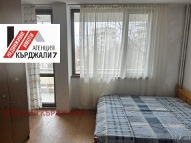 1 dormitorio Tsentar, Kardzhali 4