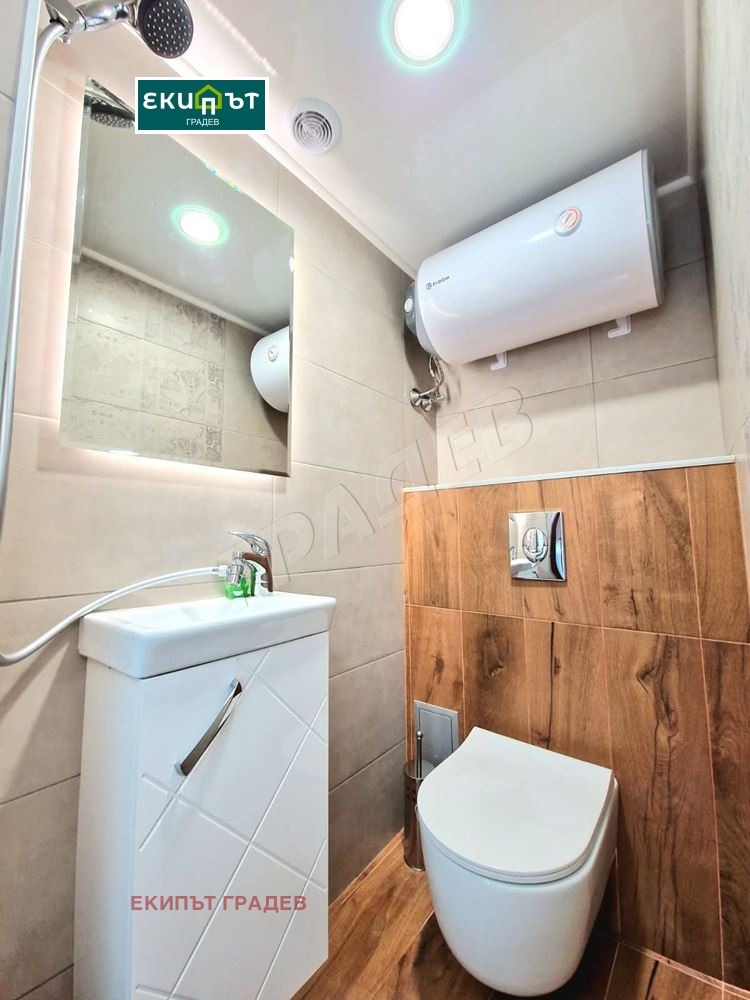 Продава 1-СТАЕН, гр. Варна, Център, снимка 8 - Апартаменти - 54590241