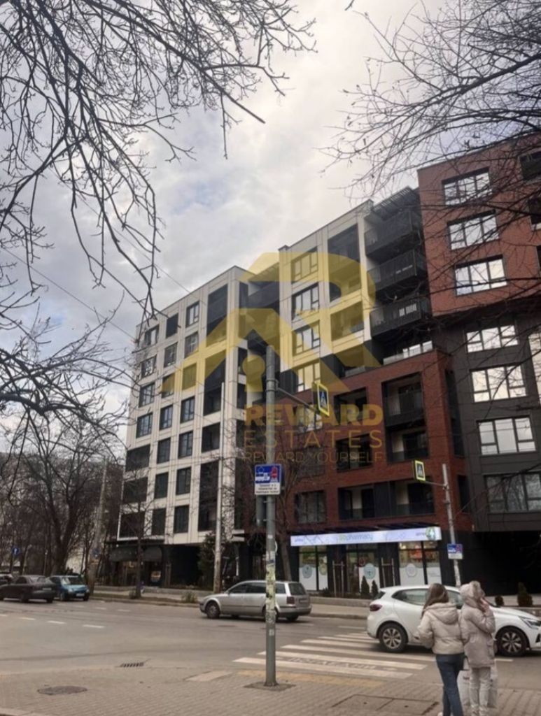 Продава  3-стаен град София , Света Троица , 115 кв.м | 74700900 - изображение [2]