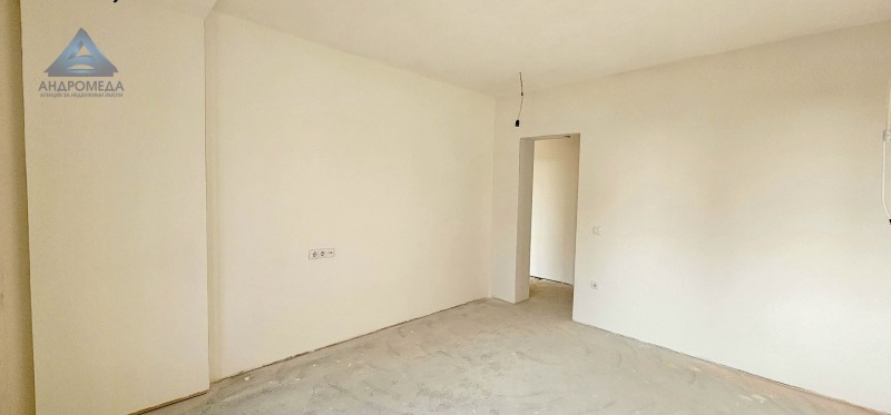 Te koop  2 slaapkamers Pleven , 9-ti kvartal , 121 m² | 34444478 - afbeelding [7]