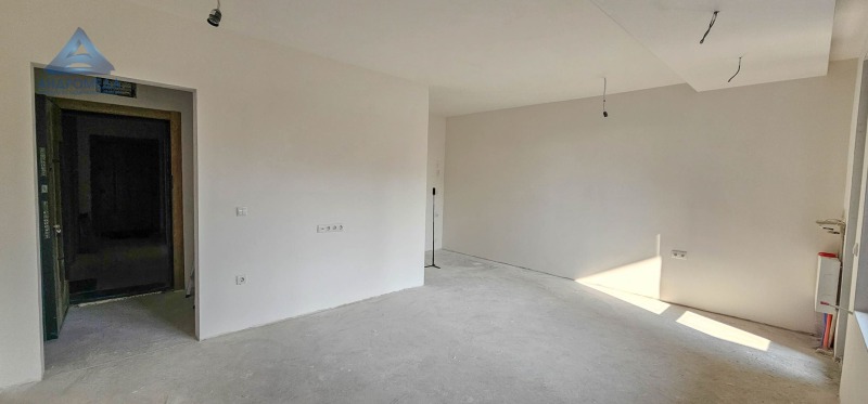 Te koop  2 slaapkamers Pleven , 9-ti kvartal , 121 m² | 34444478 - afbeelding [3]