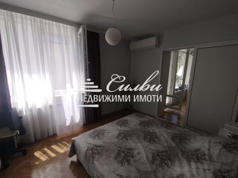 Продава  Етаж от къща град Шумен , Център , 118 кв.м | 72353860 - изображение [6]