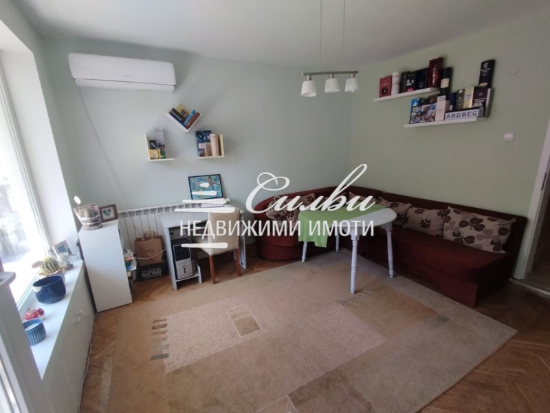 Продава  Етаж от къща град Шумен , Център , 118 кв.м | 72353860 - изображение [8]