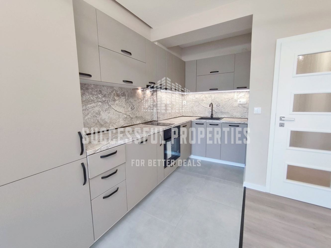 Продава 3-СТАЕН, гр. София, Лагера, снимка 5 - Апартаменти - 54188151