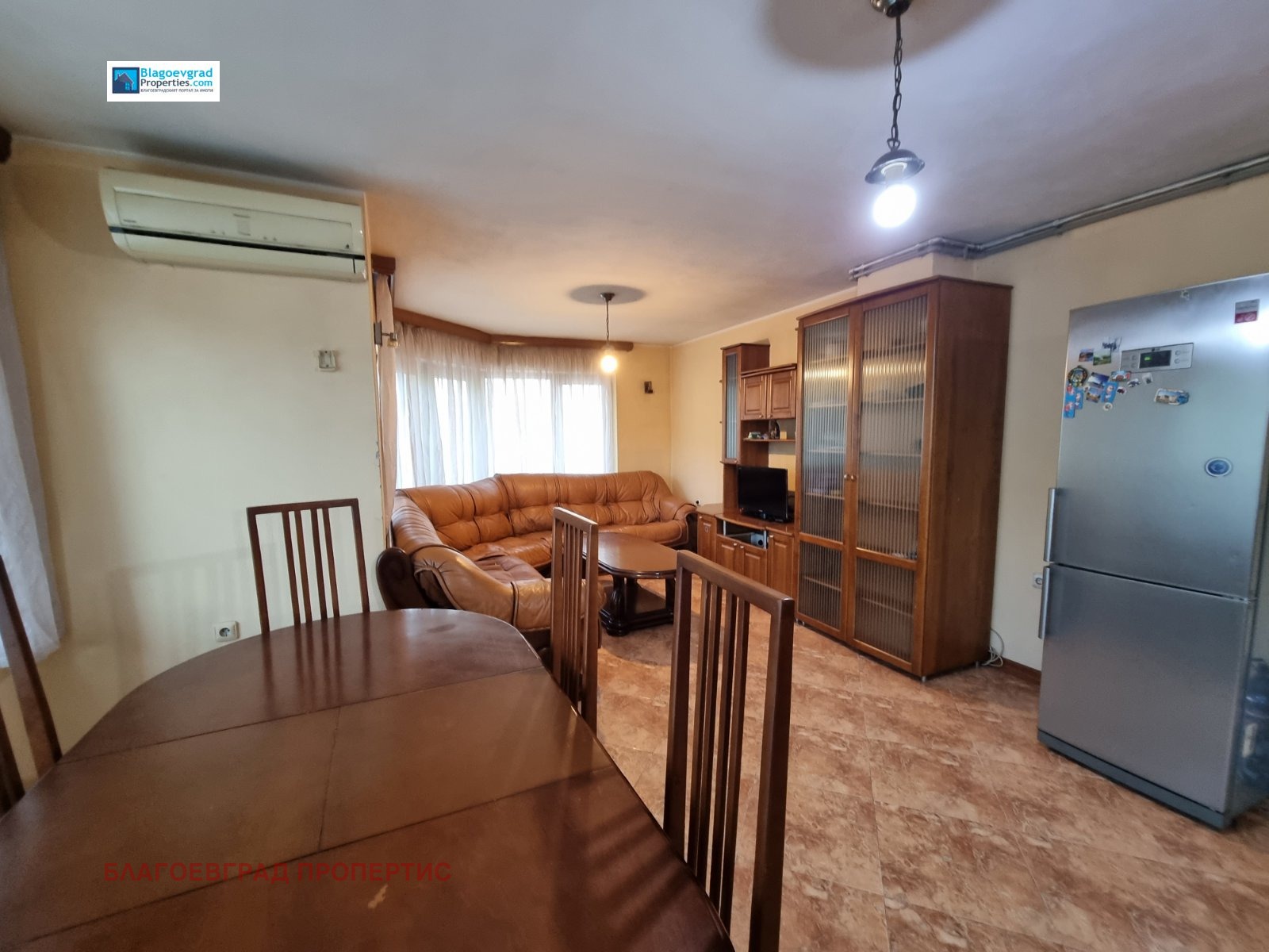 Продава 4-СТАЕН, гр. Благоевград, Широк център, снимка 2 - Апартаменти - 50272032