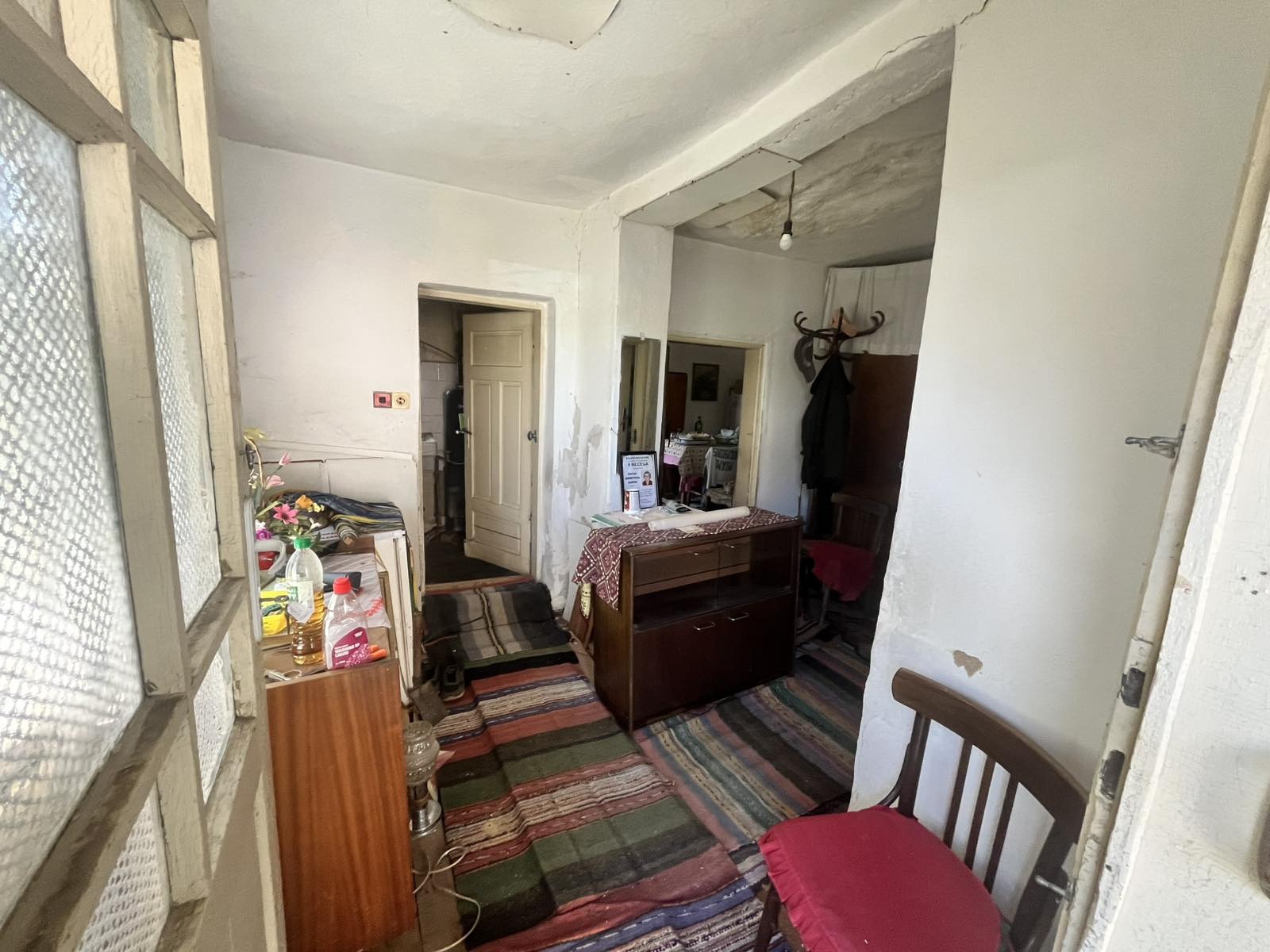 Продава КЪЩА, гр. Нови пазар, област Шумен, снимка 2 - Къщи - 54607076