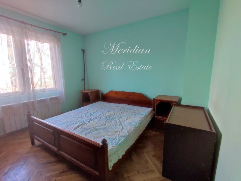 Продава 3-СТАЕН, гр. Добрич, Строител, снимка 2 - Апартаменти - 52412979