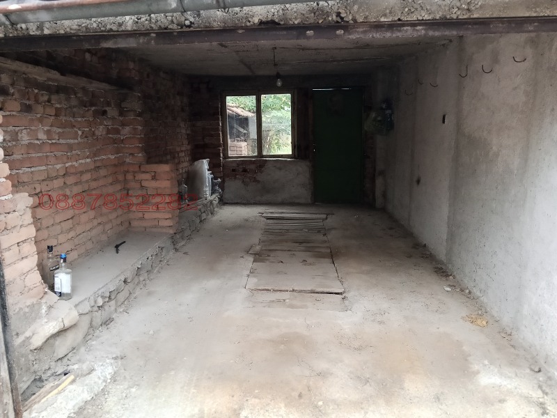 Продава КЪЩА, с. Радуил, област София област, снимка 15 - Къщи - 53293362