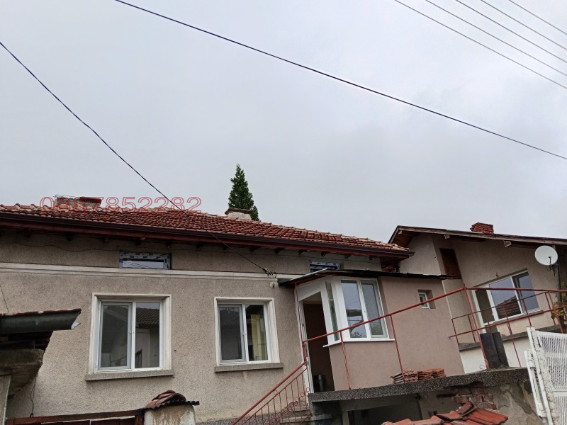 Продава КЪЩА, с. Радуил, област София област, снимка 2 - Къщи - 53293362