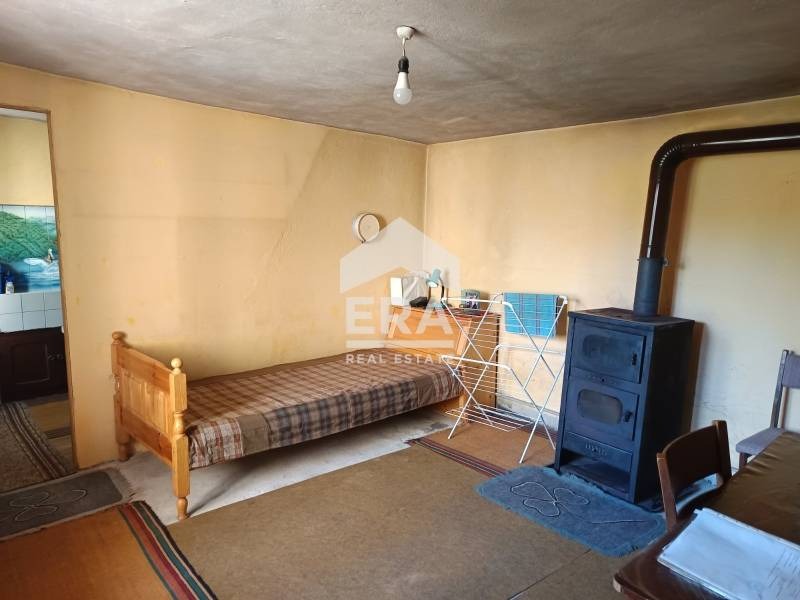 Продава КЪЩА, гр. Суворово, област Варна, снимка 5 - Къщи - 53510143