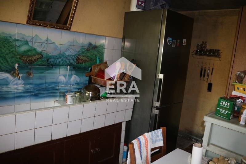 Продава КЪЩА, гр. Суворово, област Варна, снимка 8 - Къщи - 53510143