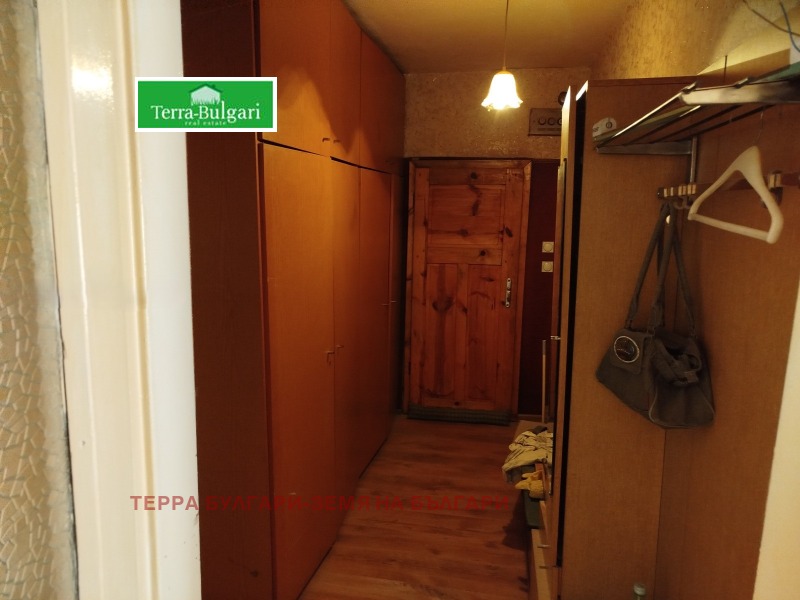 Myytävänä  1 makuuhuone Pernik , Iztok , 65 neliömetriä | 94546198 - kuva [3]