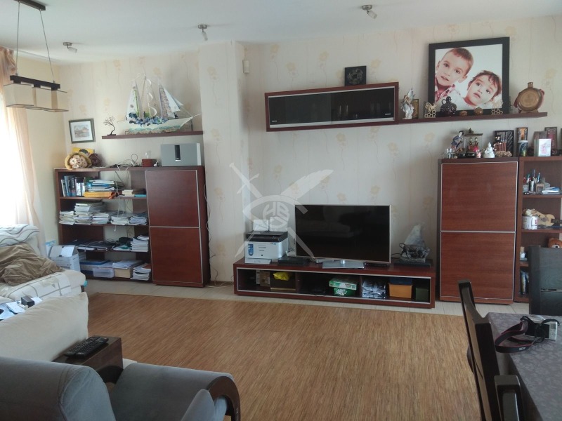 Eladó  3+ hálószoba Burgas , Lazur , 240 négyzetméter | 40947787