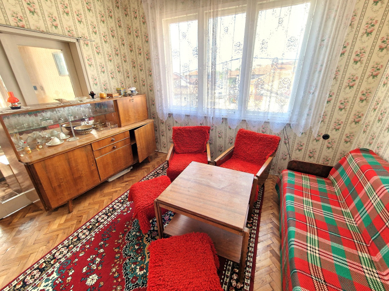 Продава  3-стаен град Добрич , Дружба 1 , 87 кв.м | 26539006 - изображение [7]