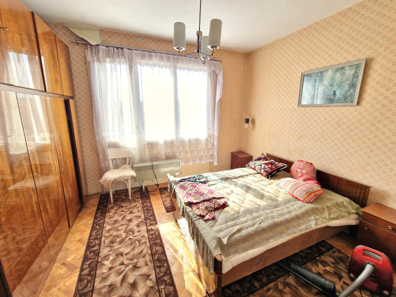 Продава  3-стаен град Добрич , Дружба 1 , 87 кв.м | 26539006 - изображение [9]