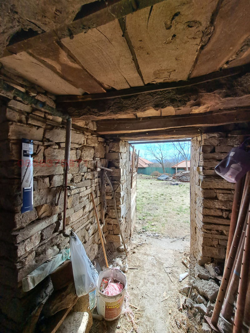 Продава КЪЩА, с. Поцърненци, област Перник, снимка 8 - Къщи - 52798342