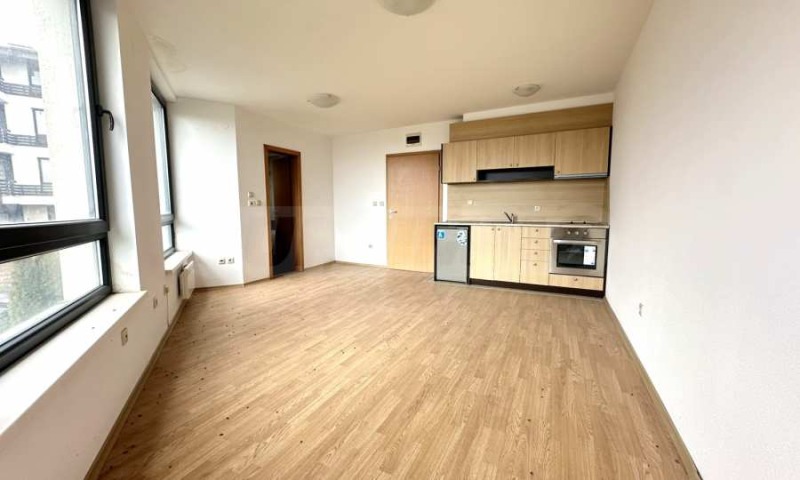 Продава 1-СТАЕН в област Благоевград, гр. Разлог - 38 кв.м / 29 149 € » 57 010.49 лв., СУПРИММО ОФИСИ В СТРАНАТА