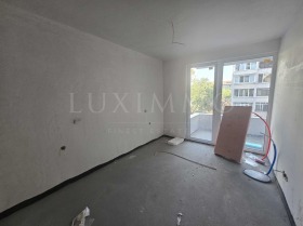 ������� 4-����� | Imot.bg � ����� ������ 12