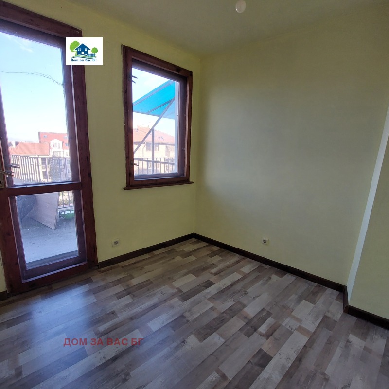 Продава 3-СТАЕН, гр. Пазарджик, Център, снимка 2 - Апартаменти - 51266006