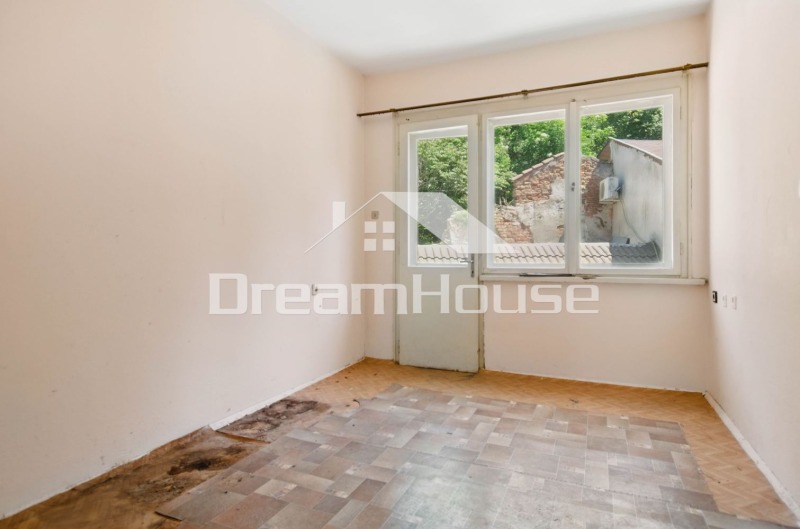 Продава 3-СТАЕН, гр. Пловдив, Център, снимка 5 - Апартаменти - 52440997