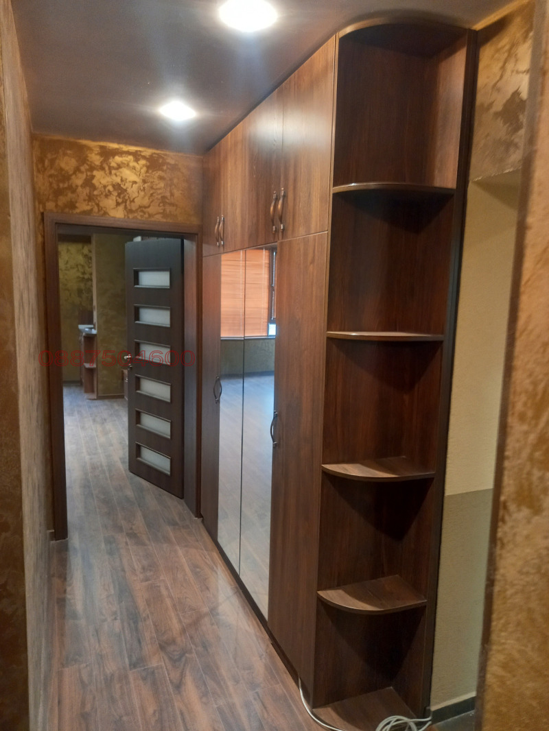 Продава 4-СТАЕН, гр. Шумен, Пазара, снимка 6 - Апартаменти - 52786511