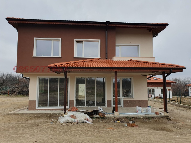 Продава КЪЩА, с. Приселци, област Варна, снимка 2 - Къщи - 53481363