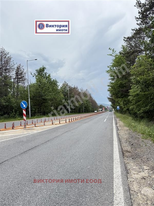 Продава  Парцел, област Велико Търново, с. Малки чифлик •  213 030 EUR • ID 83974170 — holmes.bg - [1] 