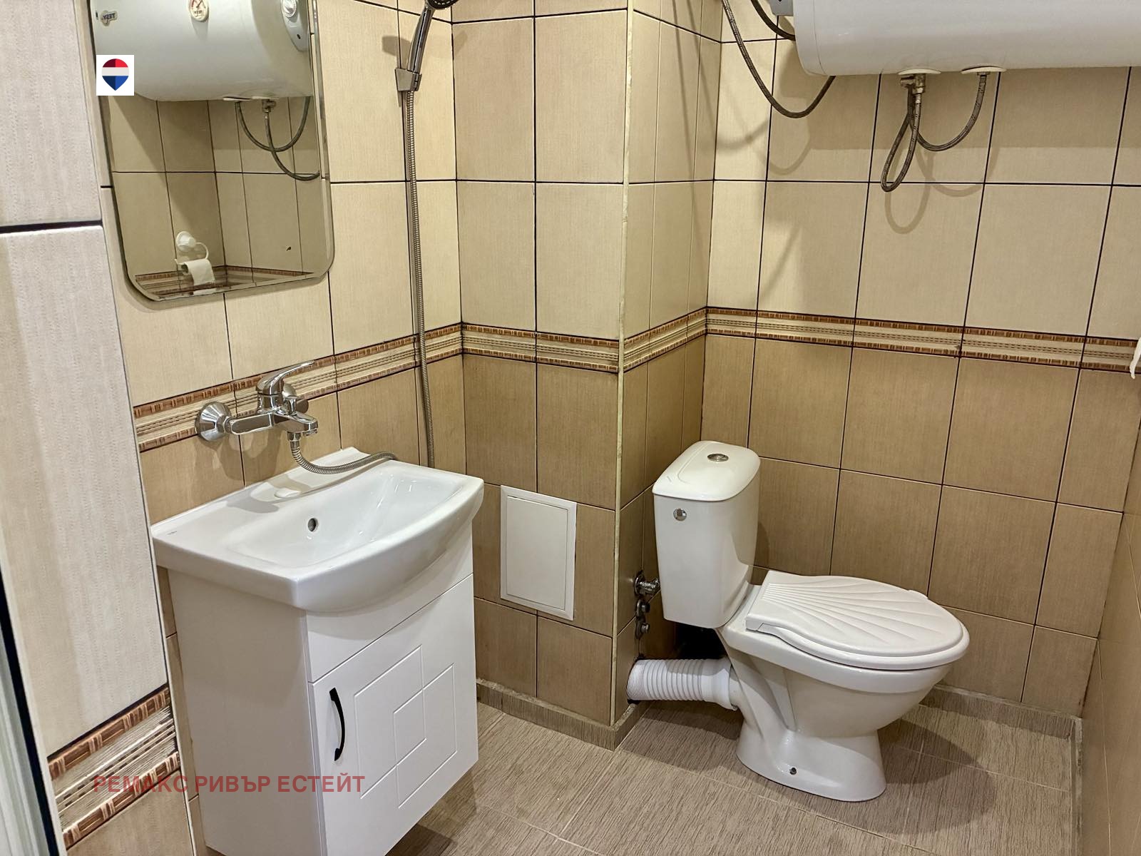 Продава 1-СТАЕН, гр. Русе, Широк център, снимка 9 - Апартаменти - 54412490