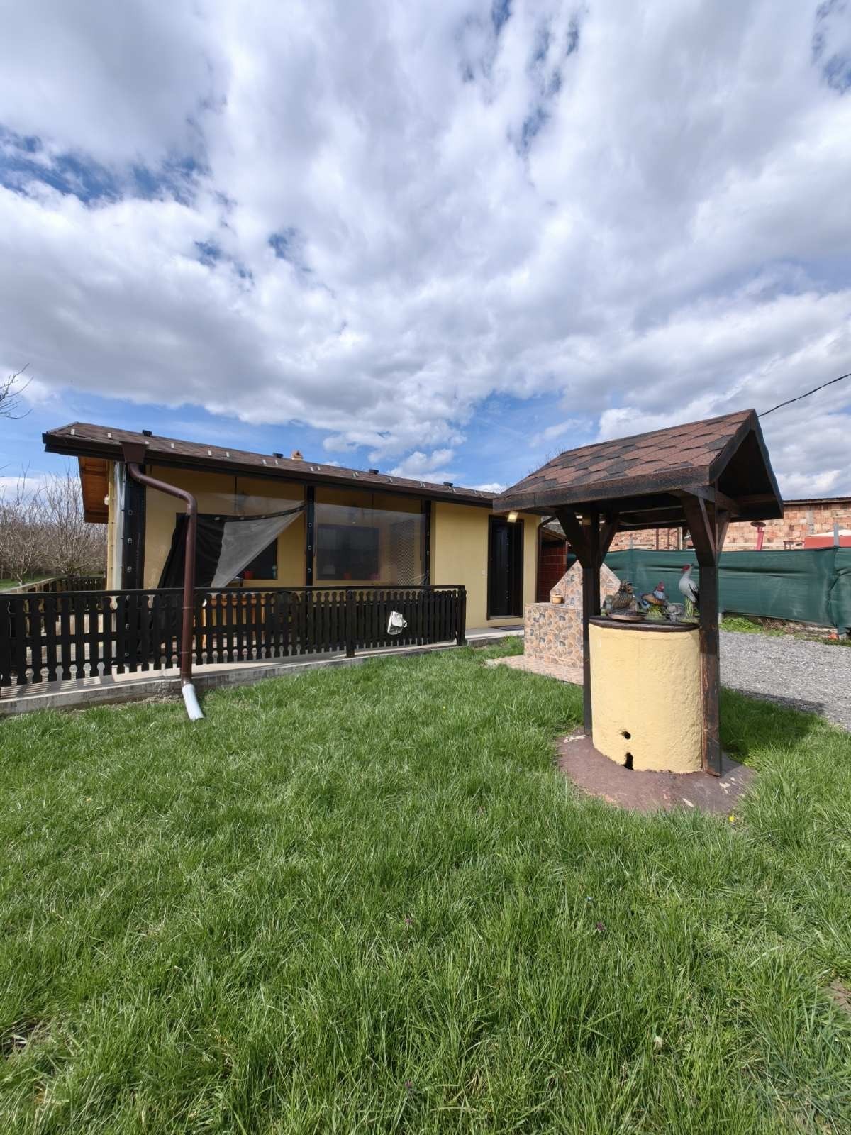 Продава КЪЩА, с. Алдомировци, област София област