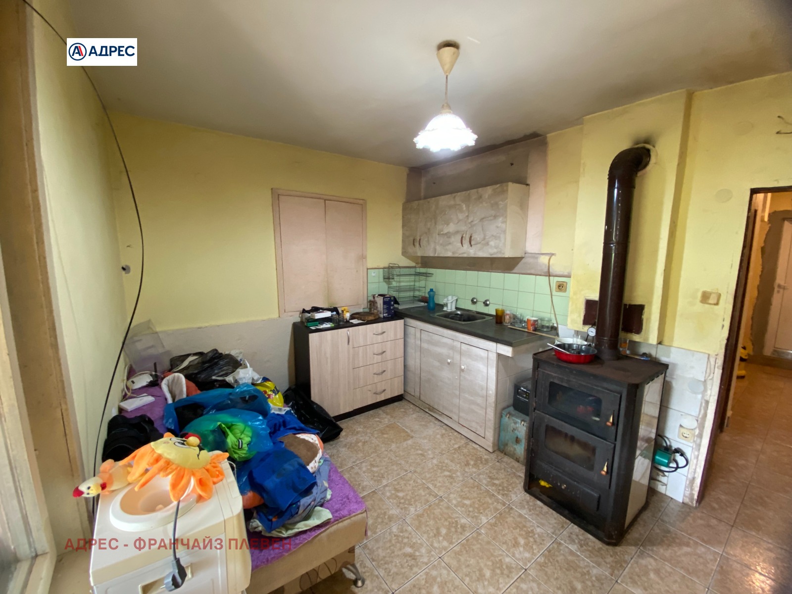 Продава КЪЩА, с. Галатин, област Враца, снимка 4 - Къщи - 55324554