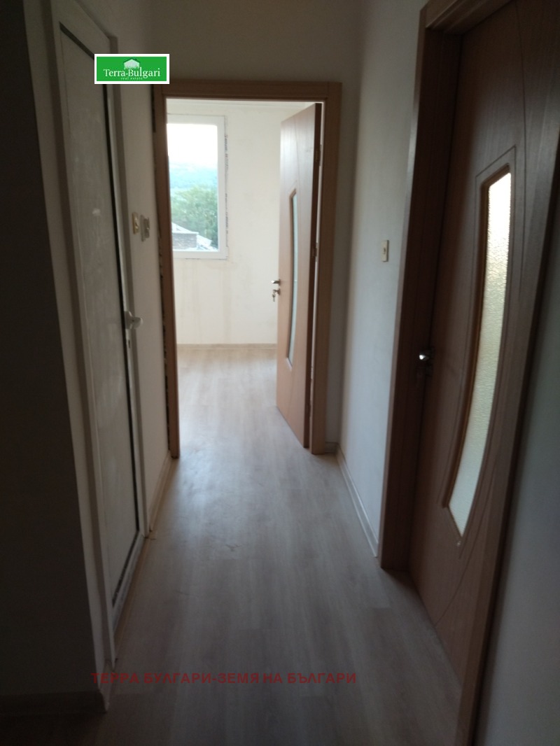 Zu verkaufen  1 Schlafzimmer region Pernik , Radomir , 72 qm | 77833201 - Bild [9]