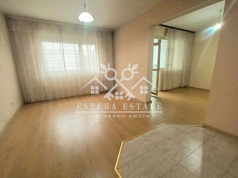 Продава 4-СТАЕН, гр. Шумен, Добруджански, снимка 4 - Апартаменти - 52398796